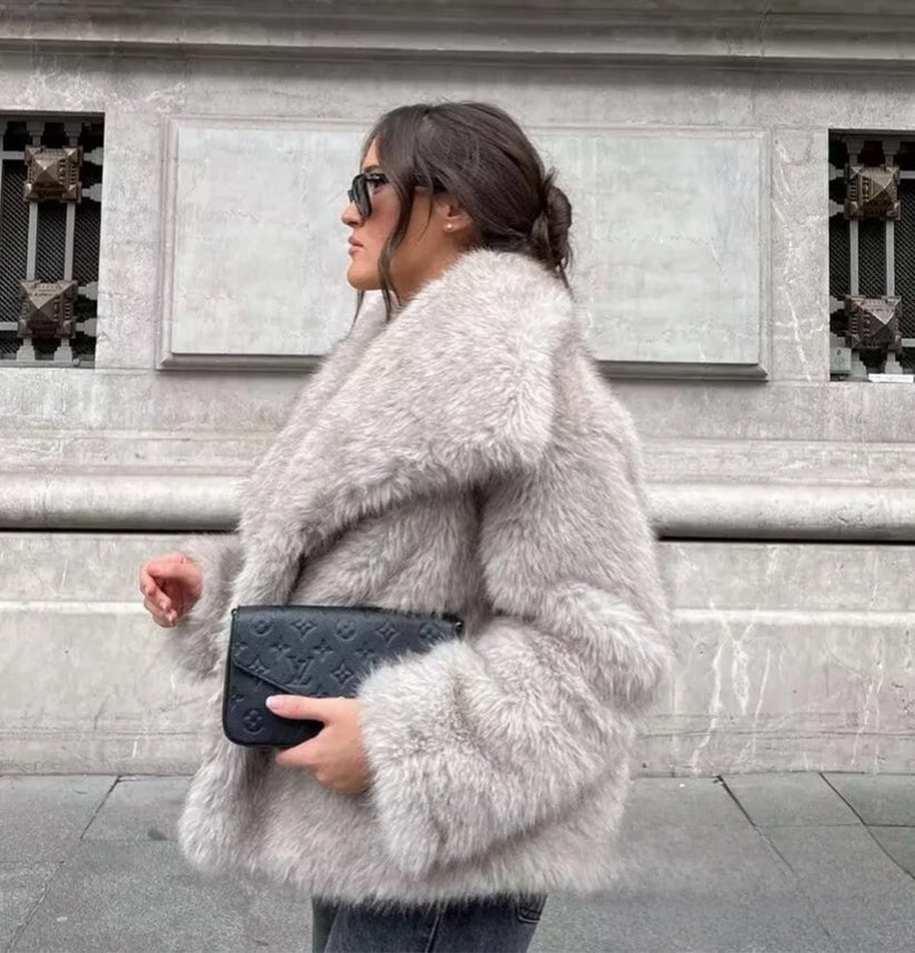 Women Fashion Winter Solid Big Lapel Coat Faux Fur Coat Jacket New 2025 Autumn Winter Slouchy Burgundy Black Gray Coat
