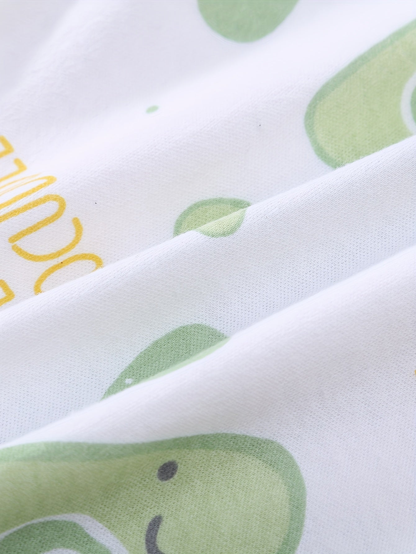 8pcs Set for Boys And Girls Featuring a Comfortable And Soft Cartoon Avocado Print for Spring And Summer, Including Long Romper, Hat, Bib, Socks, Pants, Jacket, Top, And Triangle Bodysuit, for Outdoor