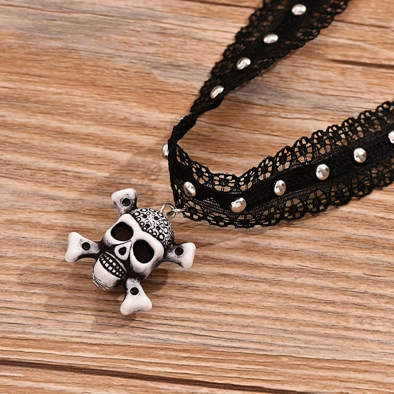 Gothic Minimalist Dark Skull Collarbone Necklace