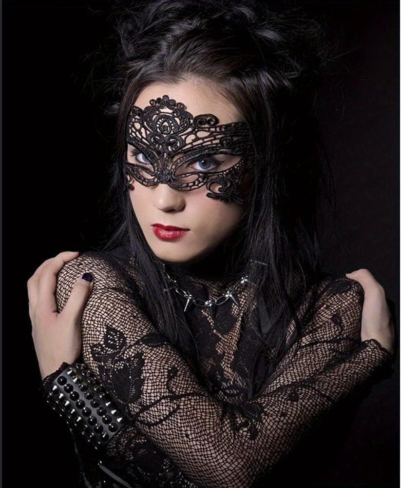4 PCS Set Random Style Lace Women's Eye Masks, Role Play Accessories, Sexy Decorative Eyepieces, Suitable for Costume Balls, Halloween, Christmas Party Decoration