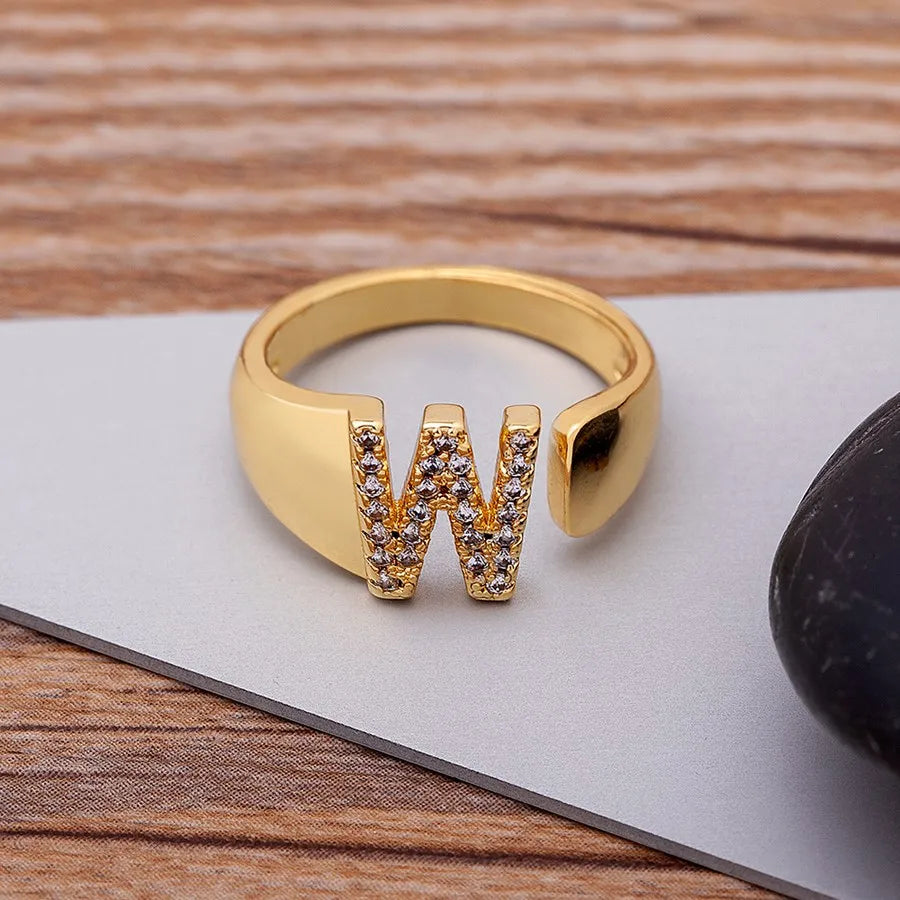 New Fashion A-Z Letter Gold Color Metal Adjustable Opening Ring Initials Name For Women Finger Rings Party Crystal Jewelry Ladies Girls Luxury Jewelry Supplies