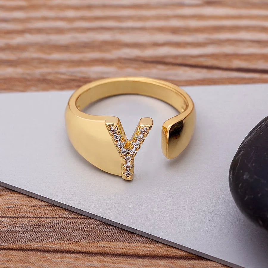 New Fashion A-Z Letter Gold Color Metal Adjustable Opening Ring Initials Name For Women Finger Rings Party Crystal Jewelry Ladies Girls Luxury Jewelry Supplies
