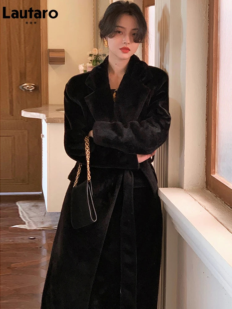 NEW Arrival Korean Fashion Winter Oversized Long Black Soft Faux Fur Trench Coat for Women Long Sleeve Sashes Casual Stylish Ladies Winter Fashion Apparel Supplies