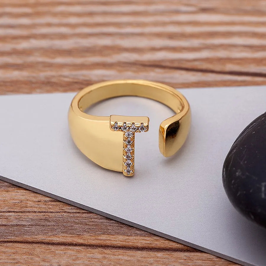New Fashion A-Z Letter Gold Color Metal Adjustable Opening Ring Initials Name For Women Finger Rings Party Crystal Jewelry Ladies Girls Luxury Jewelry Supplies