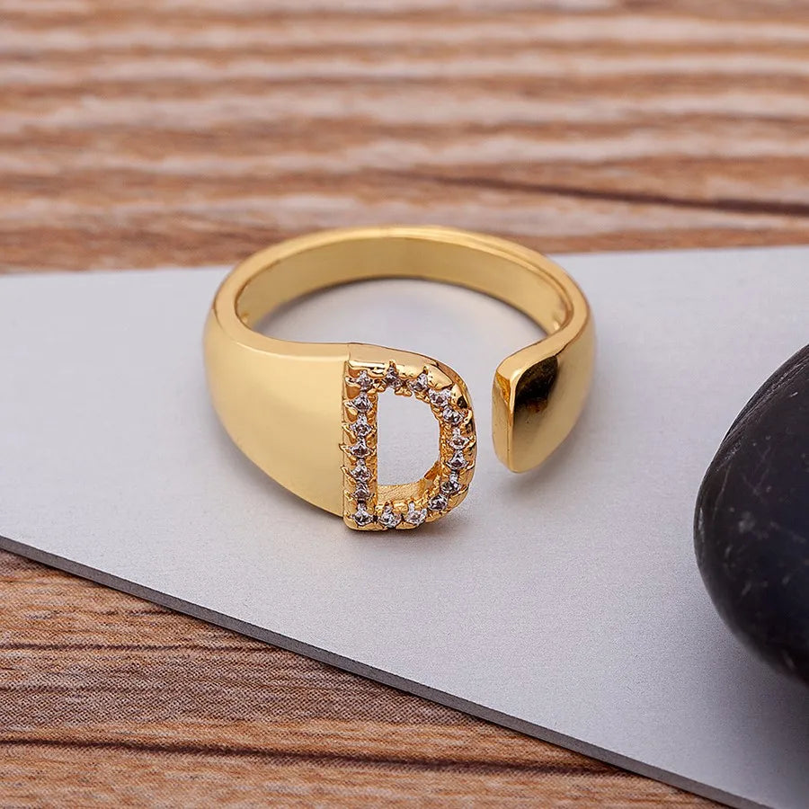 New Fashion A-Z Letter Gold Color Metal Adjustable Opening Ring Initials Name For Women Finger Rings Party Crystal Jewelry Ladies Girls Luxury Jewelry Supplies