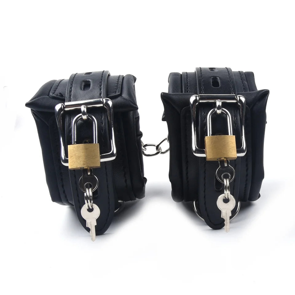 Black Leather Sponge Handcuffs For Sex Ankle Cuffs Bondage With Chain Lock Restraints Sex Toys for Adult Games Bdsm Bondage Set