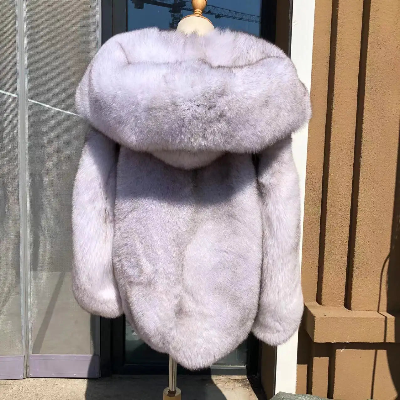 Just Arrived S-2XL Natural Silver Fox Fur 6Kg Weight Custom Size Color Long Sleeves Fashion Women Fluffy Fur Jacket Winter Real Fox Fur Coat Celebrities Formal Clothes Ladies Luxury Apparel Supplies