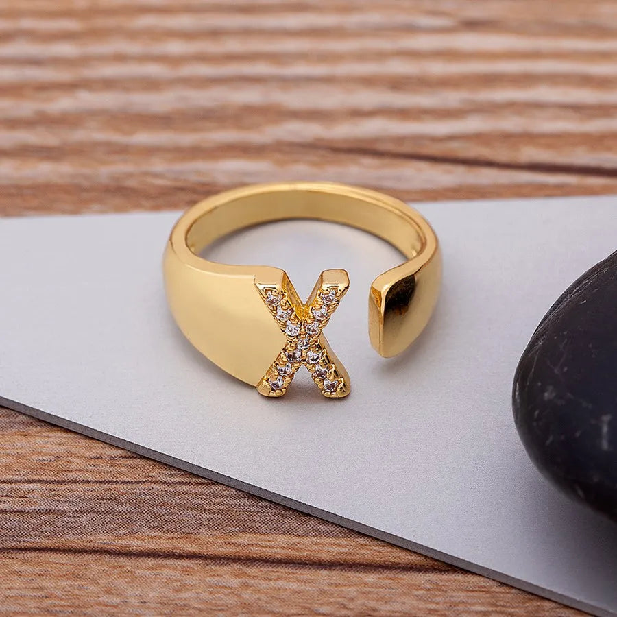 New Fashion A-Z Letter Gold Color Metal Adjustable Opening Ring Initials Name For Women Finger Rings Party Crystal Jewelry Ladies Girls Luxury Jewelry Supplies