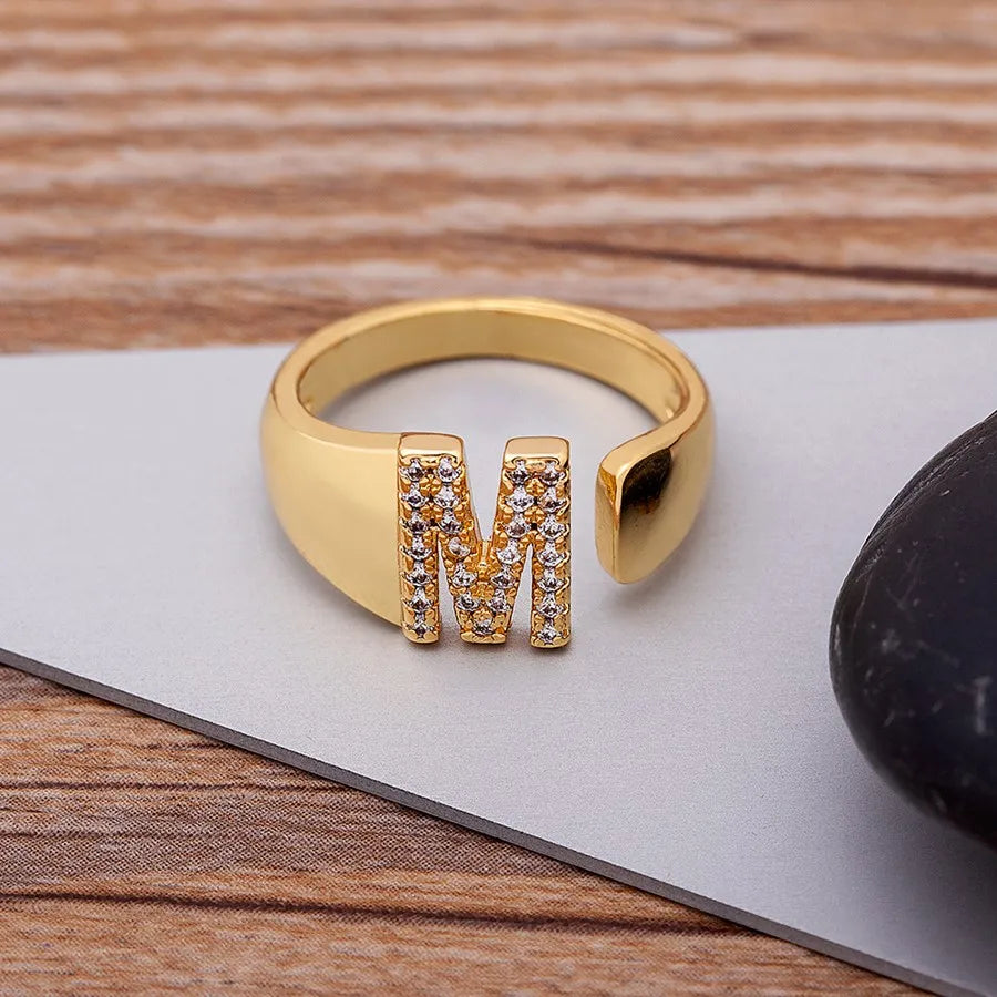 New Fashion A-Z Letter Gold Color Metal Adjustable Opening Ring Initials Name For Women Finger Rings Party Crystal Jewelry Ladies Girls Luxury Jewelry Supplies
