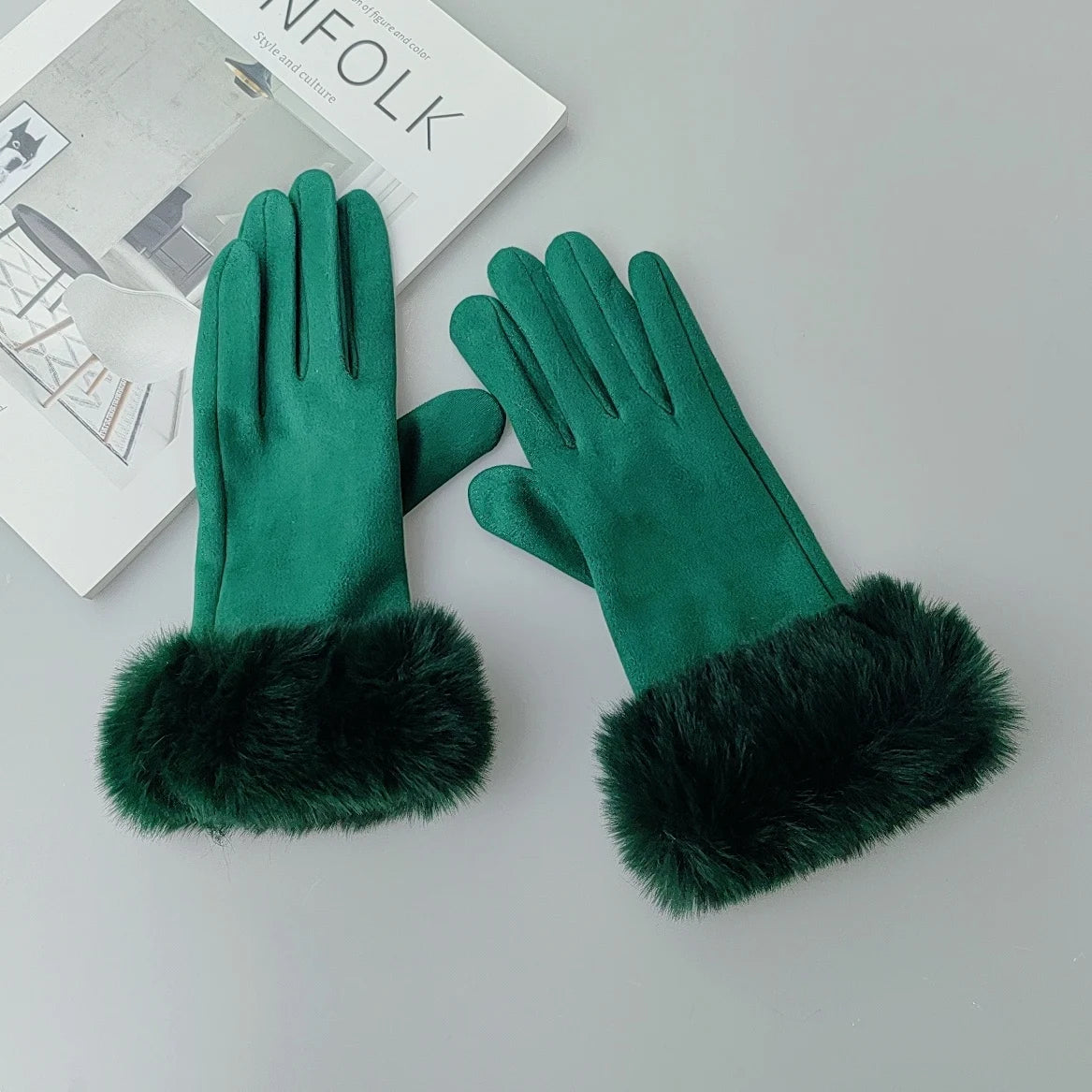 NEW Arrivals 18 Colors Women Faux Rabbit Fur Wrist Suede Leather Touch Screen Driving Glove Winter Warm Plush Thick Full Finger Cycling Black Mitten H92 Women Ladies Luxury Fashion Apparel Accessories