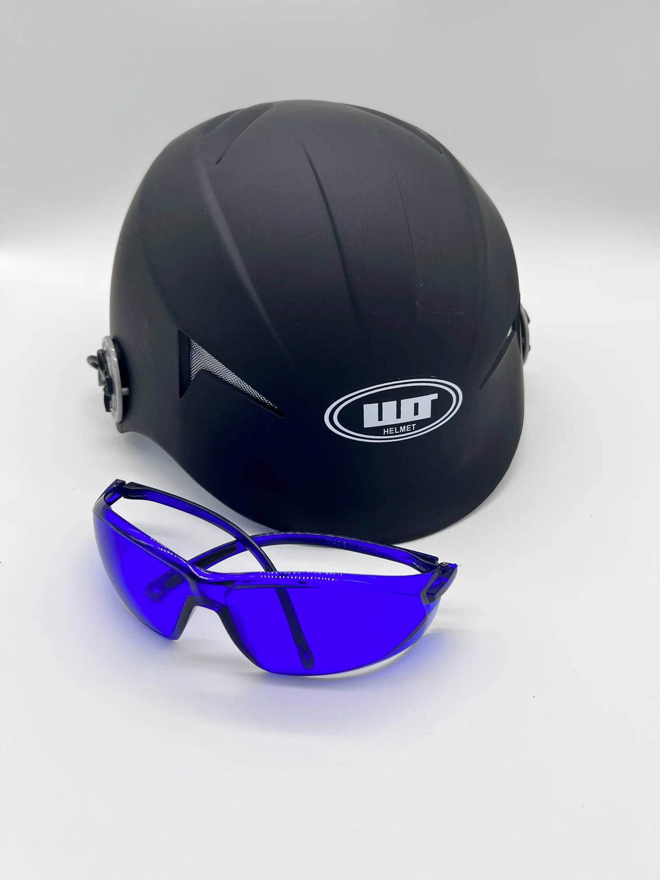 NEW Arrivals Laser Infrared Light Regrowth Hat Red Light Device for Hair Anti-Loss Hair Growth Laser Cap Hat LED Light Helmet Women Men Hair Care Accessories