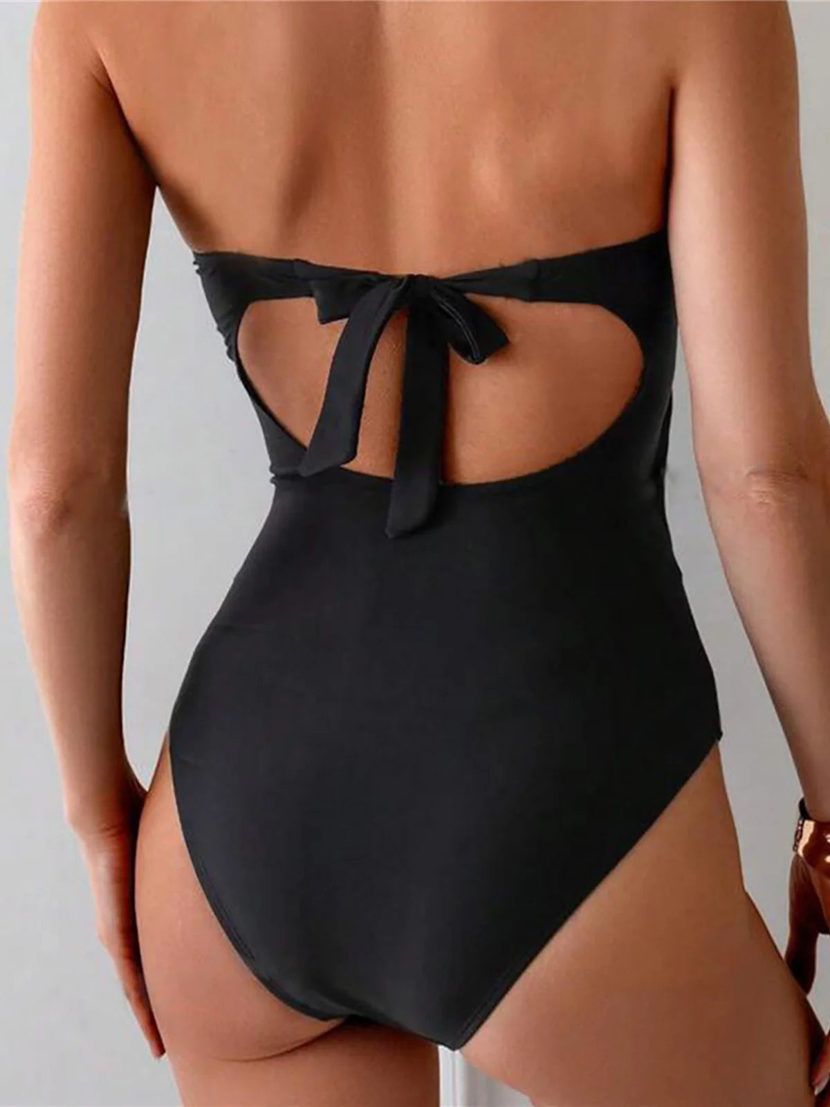 NEW Arrivals S - XXL Sexy Cut Out Bandeau Metal Ring One Piece Swimsuit Women Swimwear Female High Cut Padded Bather Bathing Suit Swim V6421
