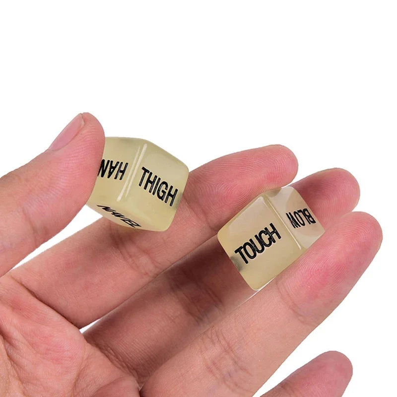 Couple Game Sex Glow in the Dark Party Toys for Adults Fun Glow-in-the-dark Love Dice Valentine's Day Present Games Cool Novelty