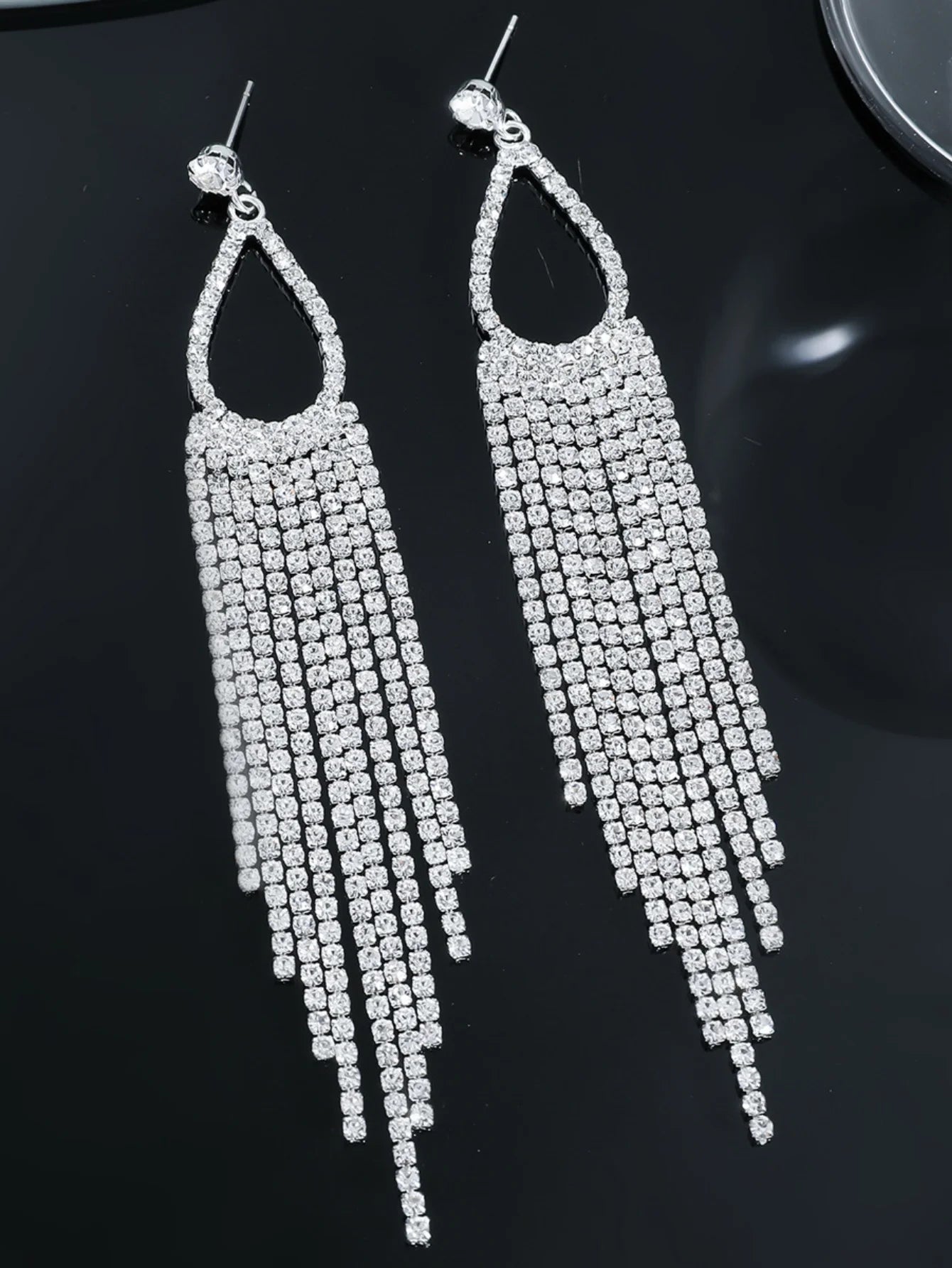 2pcs of women's jewelry rhinestone tassel earrings luxurious fashion accessories for wedding parties