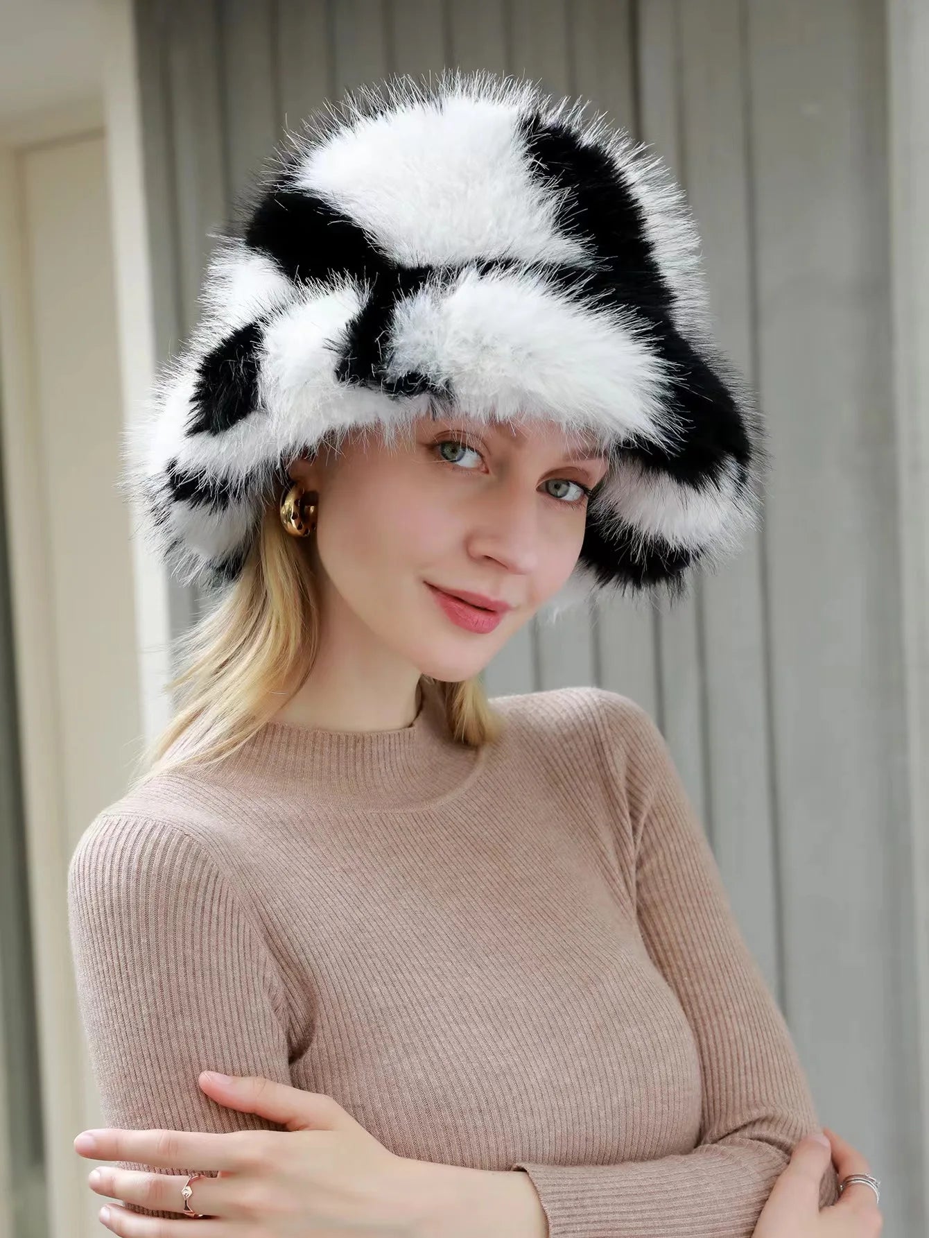 NEW Luxurious Imitation Mink Fur Flat Roof Autumn Winter Warm Snow Clothes Bucket Hat Ball Plush Fisherman Hat Soft Warm Thick Basin Bucket Hats Female Ladies Luxury Fashion Clothing Accessories Products