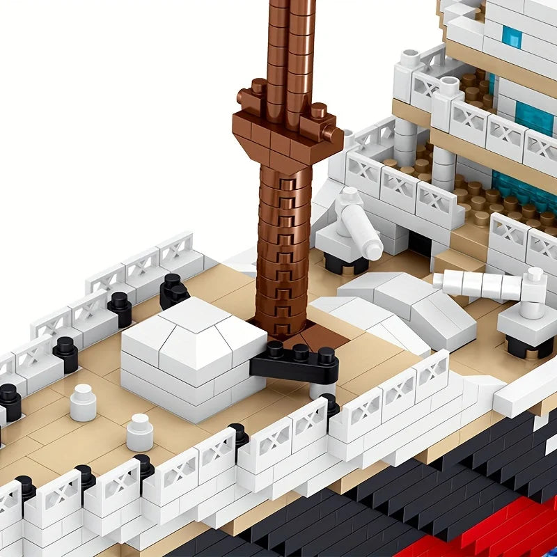 4404PCS Titanic Building Blocks Cruise Ship Mini Assemble Bricks Model Toys Kits Desktop Decoration Gifts For Children