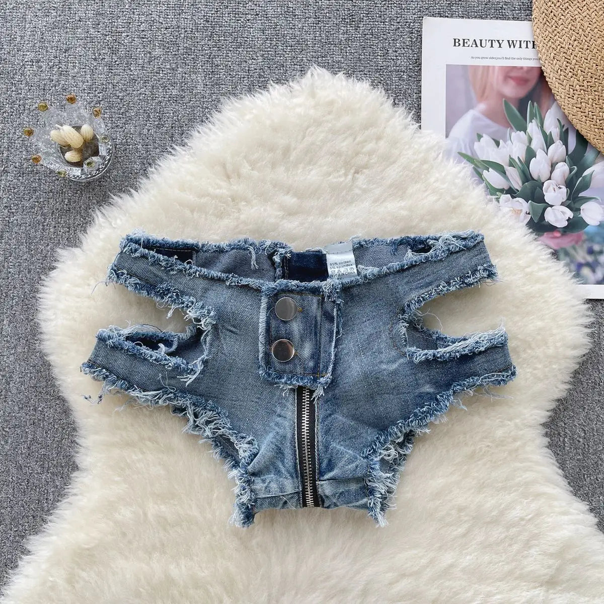 Summer New Sexy Women's Fringe Splicing Low Waist Hollow Out Denim Shorts Female Zippers Jeans Ultra Shorts