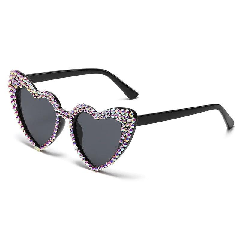 NEW Arrivals Women Luxury Diamond Frame Heart Shape Sunglasses Large Anti UV400 Sun Glasses for Ladies Wedding Guests Birthday Party New Year Party Eyewear Bachelorette Hen Party Accessories