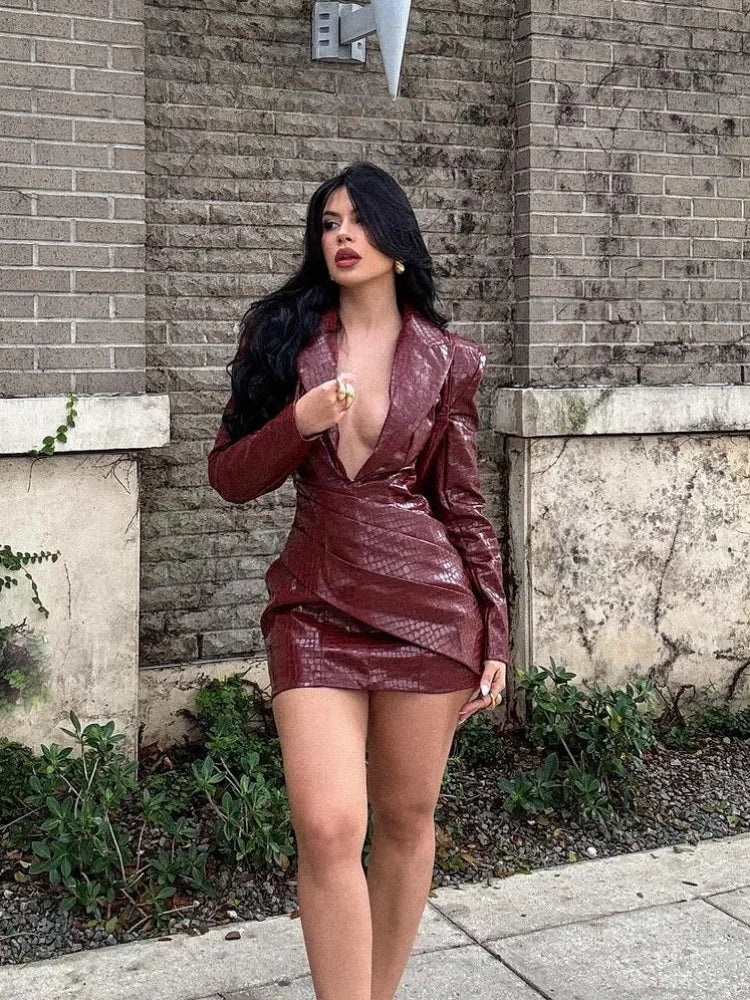 NEW Arrivals Women Sexy Deep V Red Lattice Leather Maxi Dress Fashion Long Sleeve High Waist Fold Slim Dresses Lady New Highstreet Evening Party Nightclub Dress Ladies Luxury Fashion Clothing Supplies