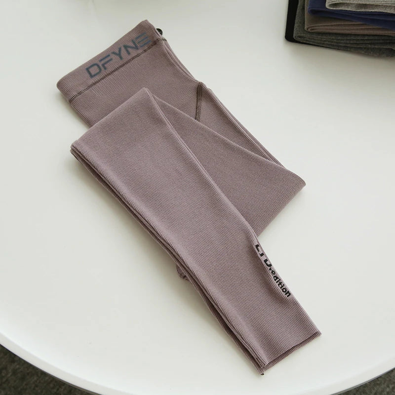 NEW Arrivals S-XL 3 Colors Maternity Cotton Leggings Spring and Autumn Thin Slim-fitting and Thin Yoga Pants Autumn Outer Wear Nine-point Pants Maternity Pregnancy Ladies Sports Clothing