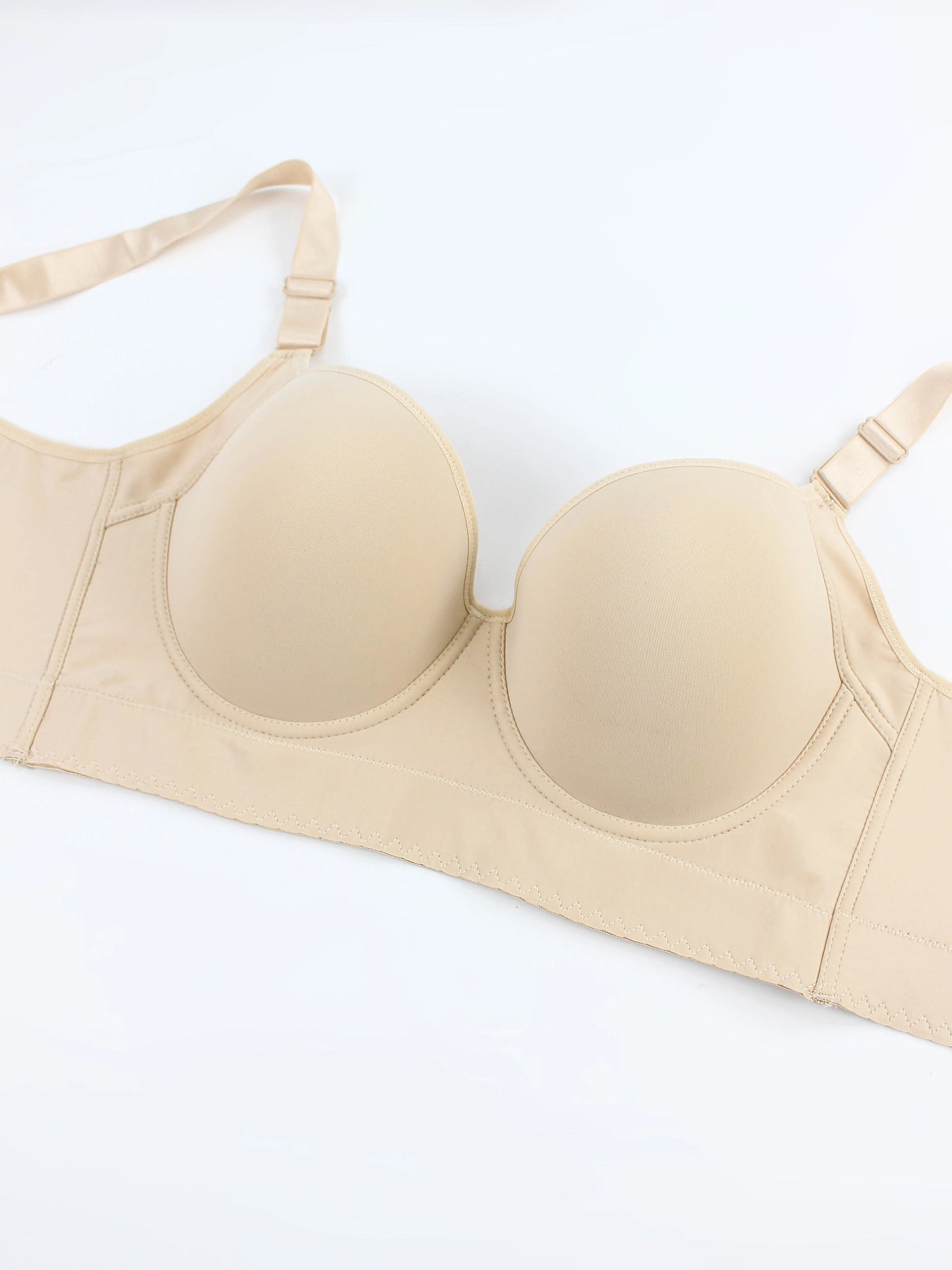 NEW Arrivals Western Sizes of Underwear with Steel Rims, Gathered Together to Prevent Sagging, Sporty and Beautiful Back, Deep V-Bra Ladies Top Quality Underwear Bras