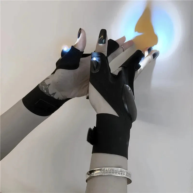 NEW Arrivals Outdoor Hiking Running Cycling LED Lights Fingerless Gloves INS Internet Celebrity Bar Dancing Girl Hip-hop Super Cool Functional Portable Half Finger Luminous Sleeve Gloves Trendy