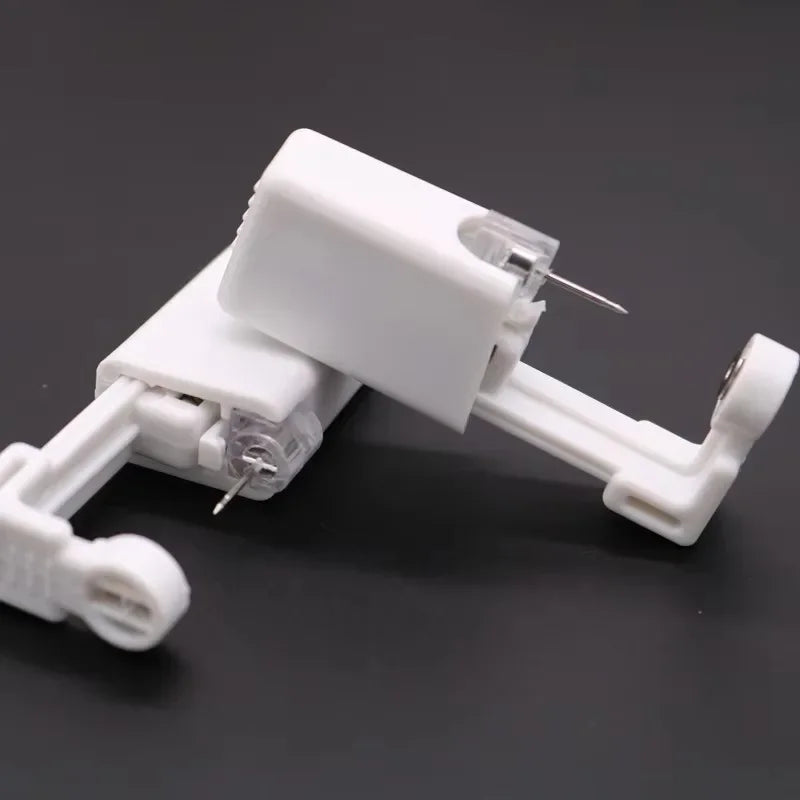 NEW 50/100PCS Set Safety Ear Piercing Gun Kit Women Men Disposable White Plastic Sterile Ear Piercing Device Fashion Simple Jewelry Piercing Tools