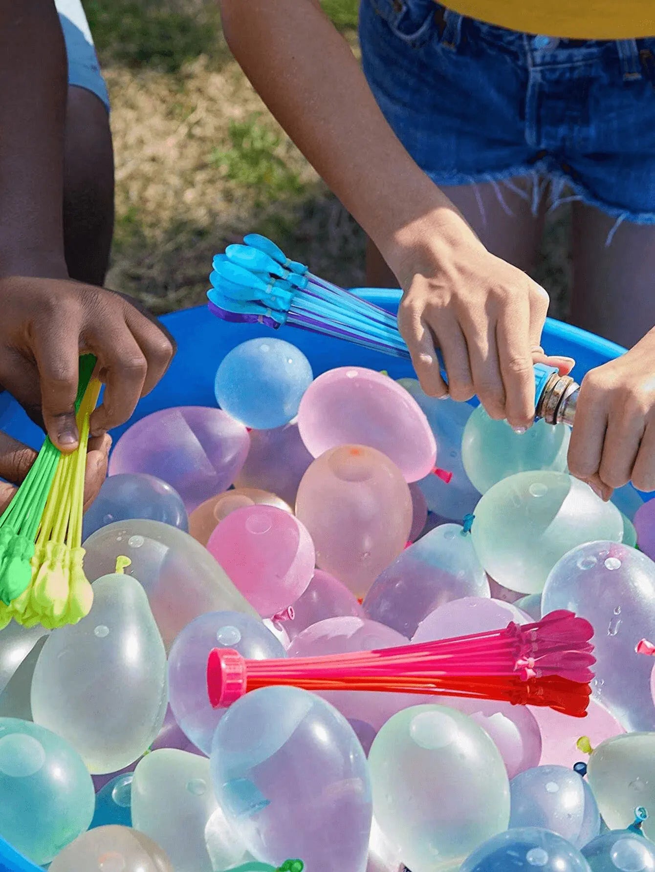 NEW Arrivals 555/999PCS Set Water Balloons Quick Fill Set, Summer Splash Fun Water Party Game, Family Outdoor Swimming Pool Water Balloons Water Bombs Summer Adults Children Games