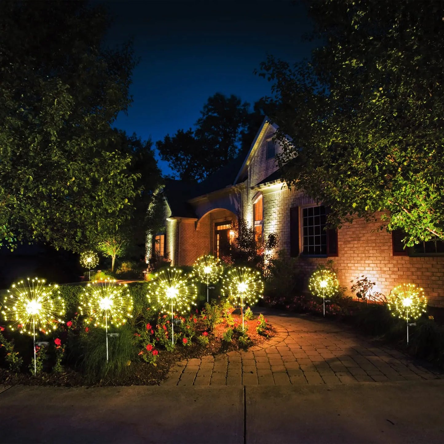 NEW 4PCS Set Solar Firework Light Outdoor Garden Lights 200 LED Stake Landscape Light for Garden Pathway Courtyards Wedding Christmas Decor Home Garden Lighting Decoration Supplies