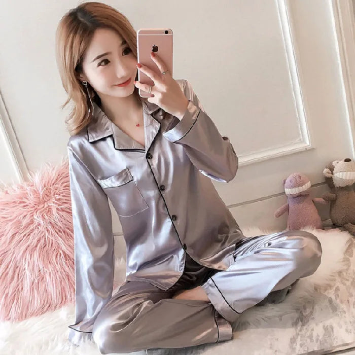 2PCS Set M-5XL Plus Size Ice Silk Pajamas Women Long-Sleeved Solid 8 Colors Loose Home Wear Ladies Comfortable Sleepwear Nightwear Ladies Girls Luxury Fashion Nightwear Supplies