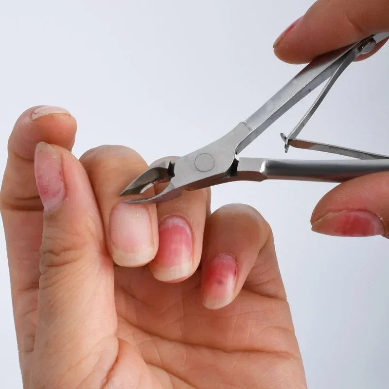 Stainless Steel Cuticle Trimmer Professional Nail Nipper Cuticle Remover for Fingernails Toenails Dead Skin Cuticle Scissors