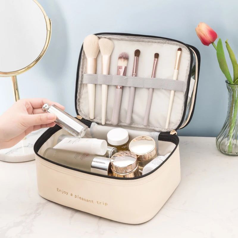 Waterproof PVC Women Cosmetic Bag Portable Traveling Leather Toiletries Organize Storage Make Up Case Transparent Handbag