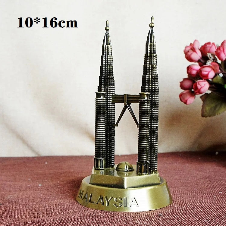 NEW Arrivals 30 Kind Metal Handicrafts Pisa Tower Egyptian Pyramids Building Model Taj Mahal Empire State Building Ornaments Architects Gifts Home Office Decoration Supplies