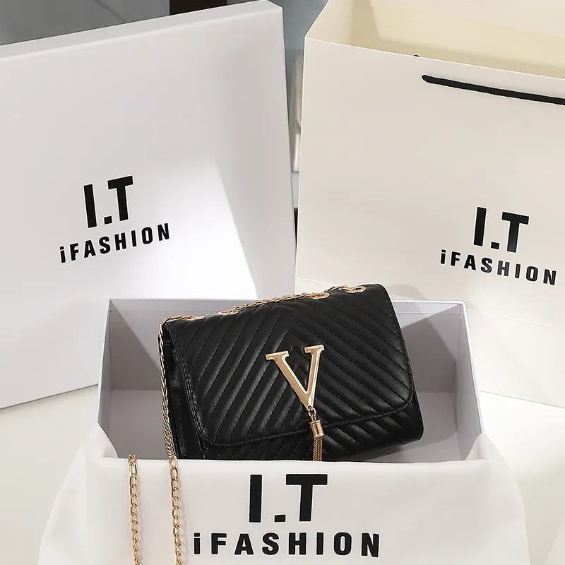 Embroidery Women Crossbody Bag Thread Luxury Handbag Shoulder Bags Brand Sequined Tassel Clutch Small Bag and Purse Party