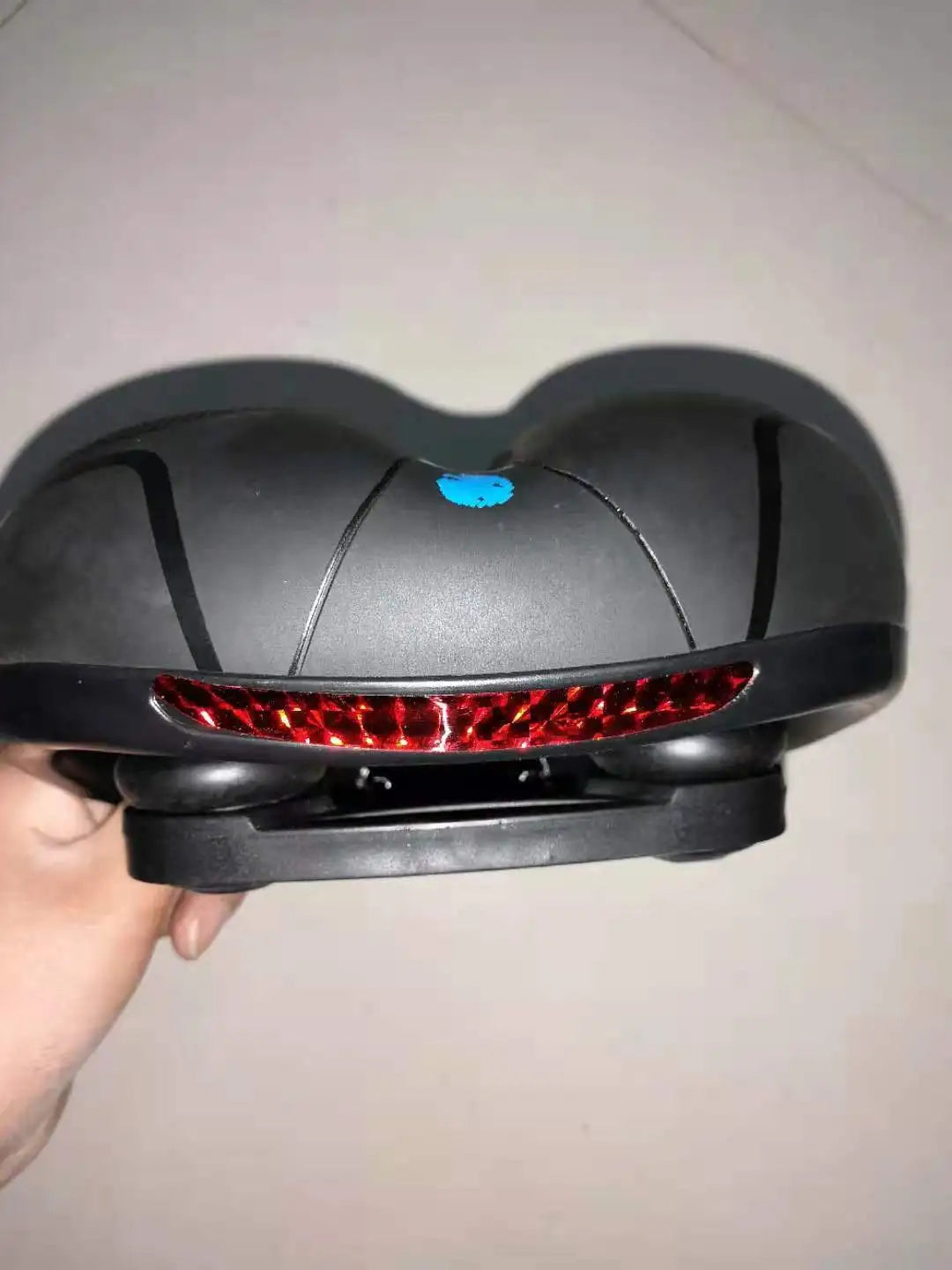 NEW Arrivals Mountain Bike Seat Cushion Set Hollow Out Breathable Shock Absorption Ball Style Universal Bicycle Seat Panache Sport Leisure Bicycle Parts Accessories Sports Supplies