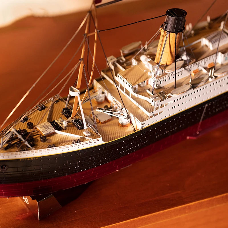 DIY 3D Metal Puzzle Titanic Ship Model Building Kits Assembly Boat Jigsaw Puzzles with USD Lights for Adults Birthday Gifts