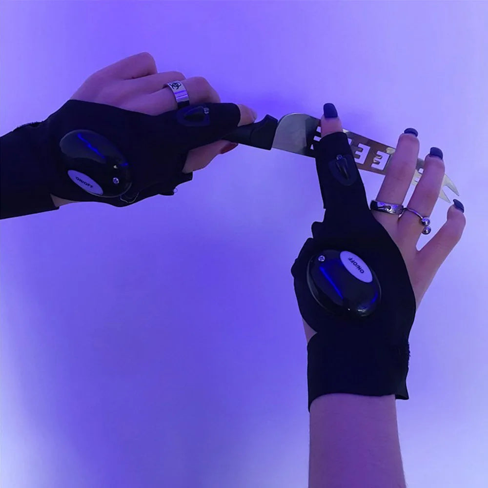 NEW Arrivals Outdoor Hiking Running Cycling LED Lights Fingerless Gloves INS Internet Celebrity Bar Dancing Girl Hip-hop Super Cool Functional Portable Half Finger Luminous Sleeve Gloves Trendy
