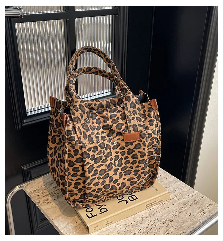 NEW Luxury Leopard Pattern Nylon Women's Zipper Shoulder Bag Make -Up Storage Organizer Cases Hot Sale Large Capacity Tote Bags Fashionable Leopard Shoulder Bag Travel Shopping Outdoor Luxury Bags