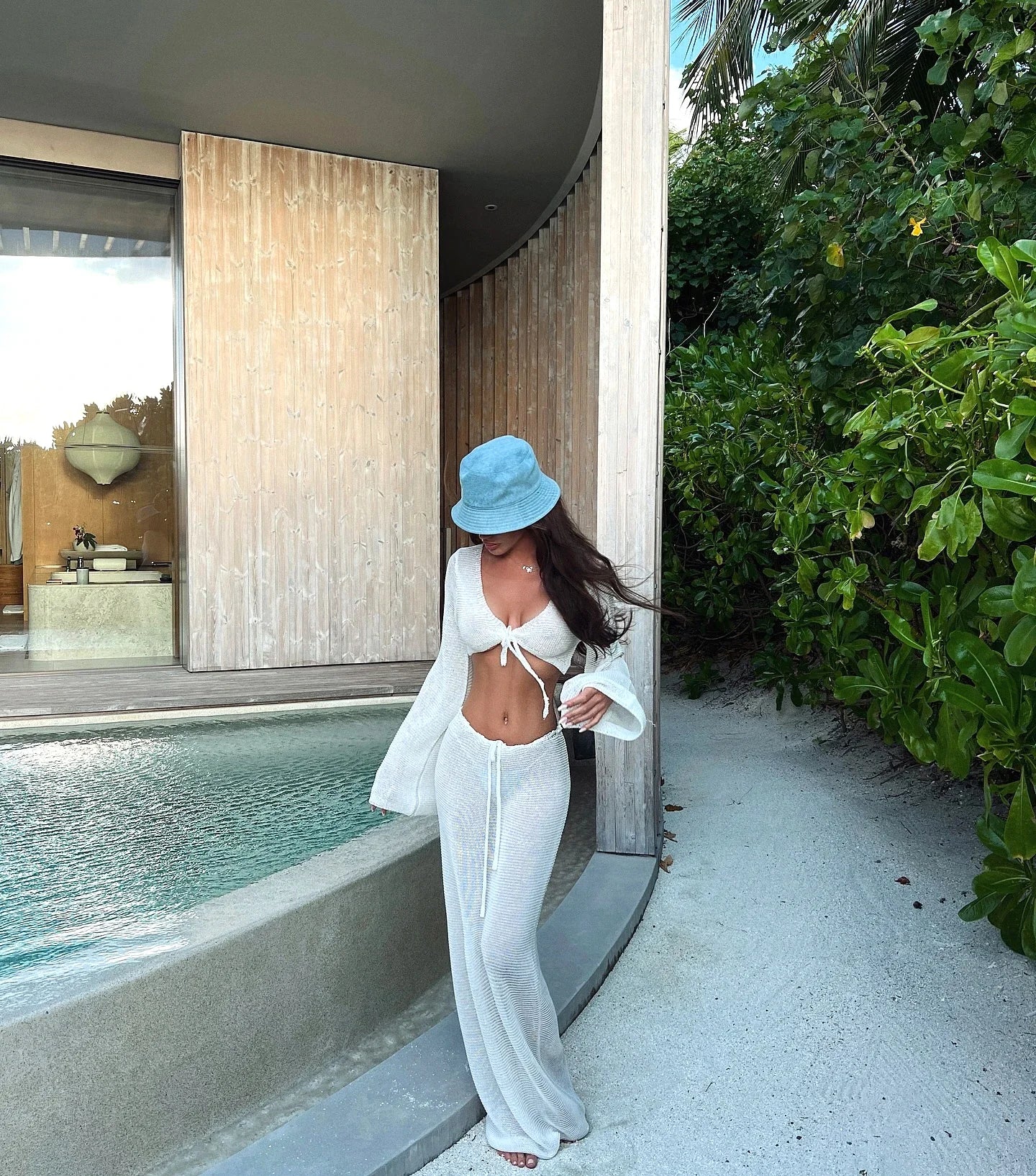 NEW 2PCS Set White/Khaki Solid Color UK Size Sexy Beachwear Swimsuit Cover Up Knit Summer Women's Big Bell Sleeve Lace-Up Top Long Skirt Set K128
