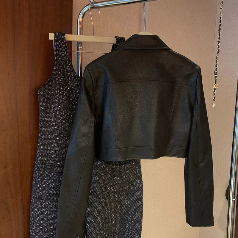 NEW Arrivals Vintage Cropped PU Leather Jacket Women Streetwear Black Motorcycle Coat Fall Winter Long Sleeve Zipper Chic Outerwear Girls Casual Fashion Clothing Supplies