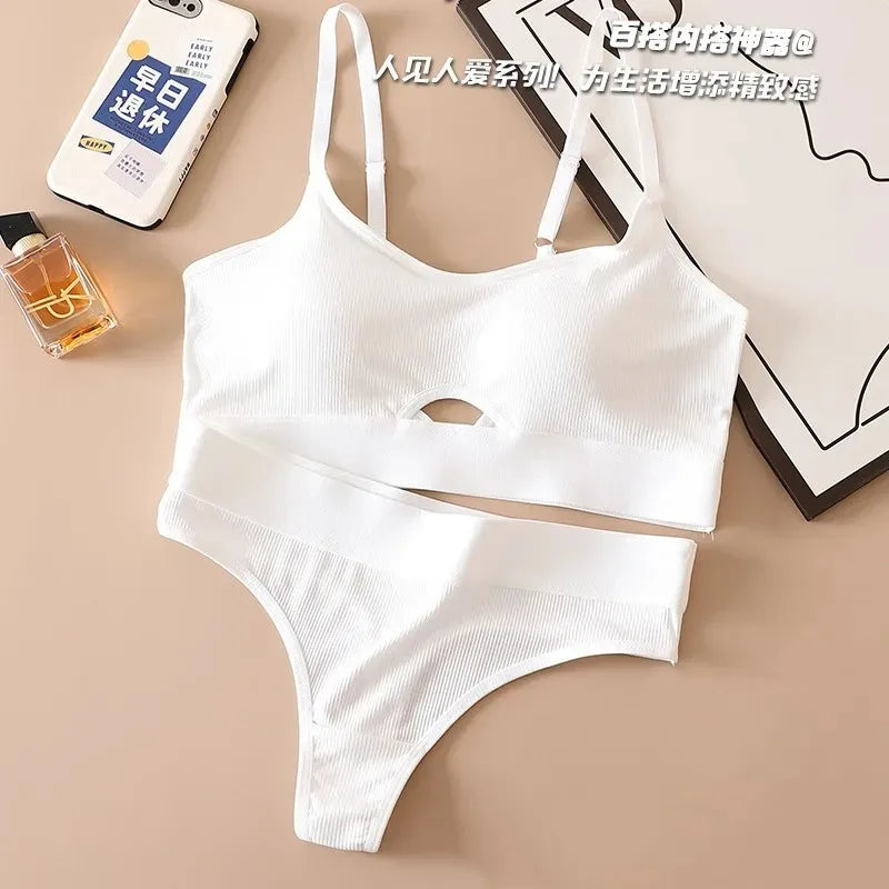 NEW Arrivals Seamless Padded Bras Sports Bra And Panties Set Women Hollow Out Cotton Underwear U Back Push Up Bras Comfort Sexy Women Lingerie Set Girls Underwear Sets