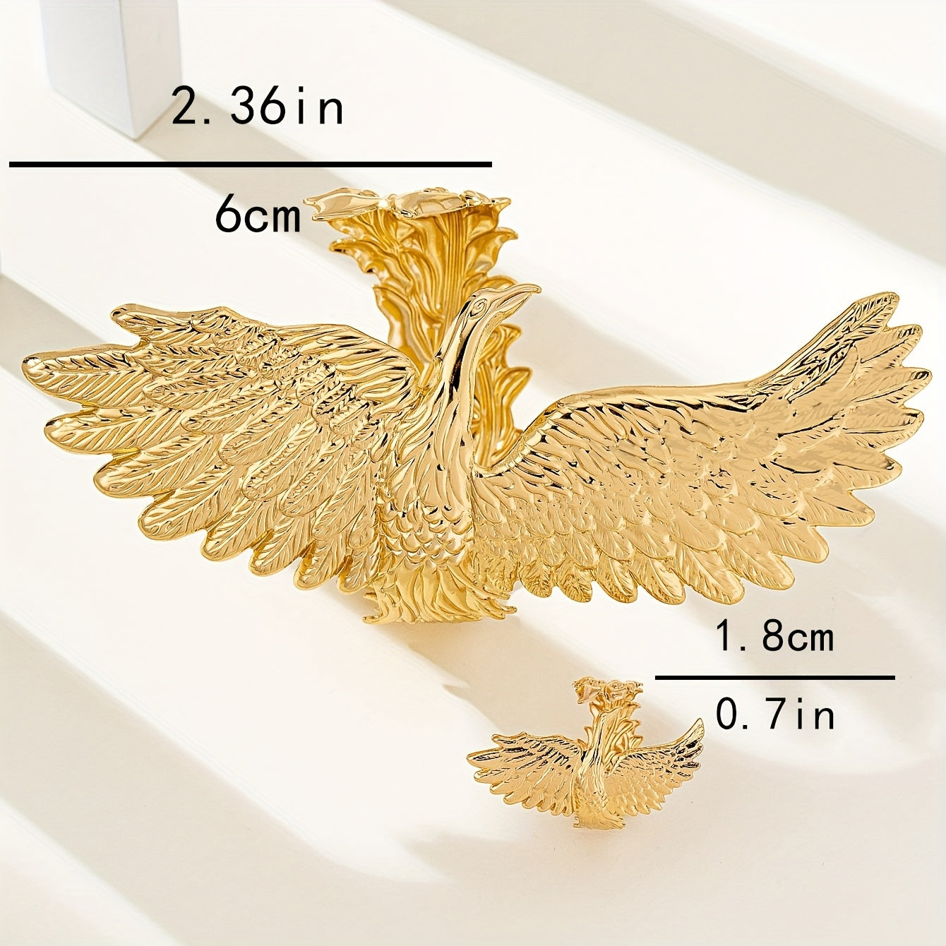 An Exaggerated Punk-Style Design Featuring a Glossy Eagle Mouth Ring, Along with a Unique Retro Geometric Jewelry Set of Golden Bracelets And Rings