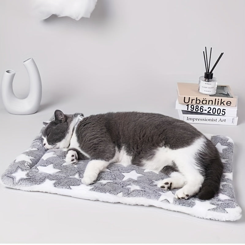 Ultra-Soft & Extra-Thick Plush Pet Mat - Star-Patterned Flannel Cushion for Cats & Dogs, Non-Slip Bottom, Cozy Warmth, Machine Washable, Indoor Comfort for All Breeds, Anti-Slip Pet Accessory | Plush Pet Cushion | Durable Po