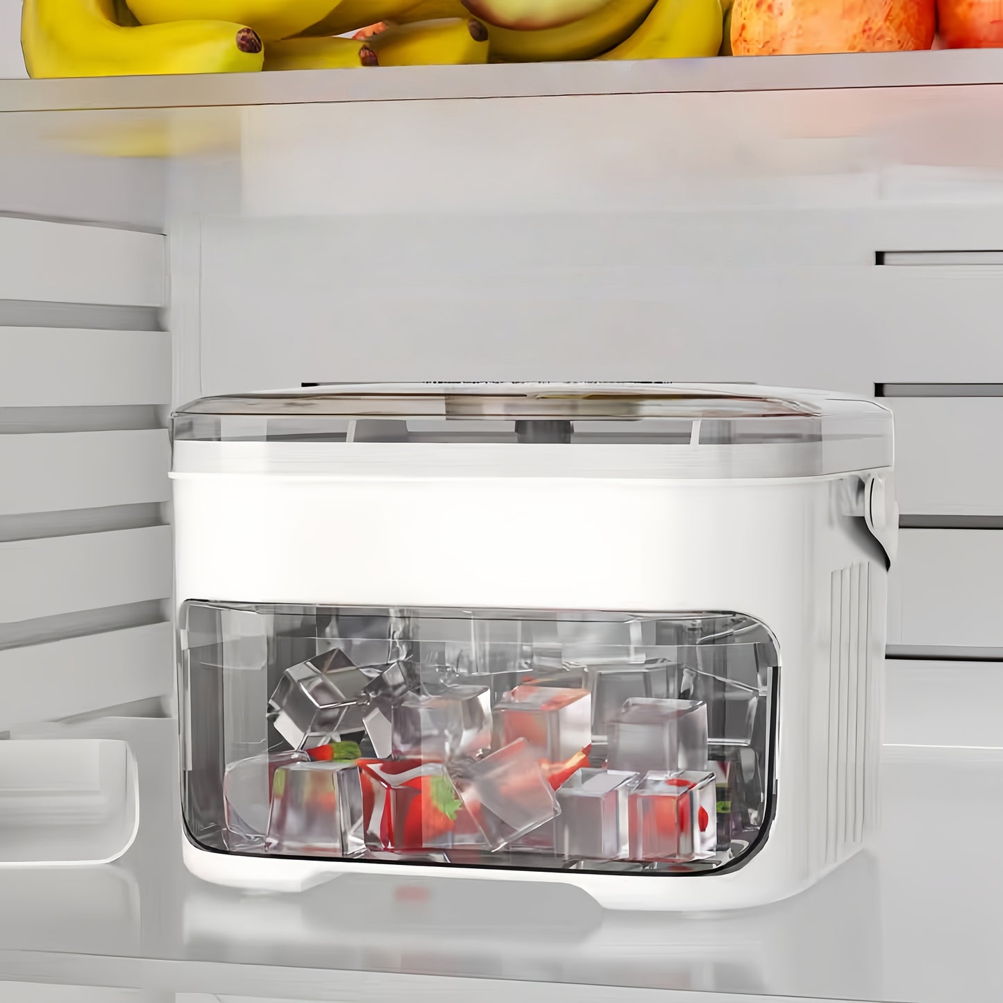 A Single Piece Cube of Ice Mold Designed for Making Ice at Home, Featuring a Large Storage Capacity, Ideal for Small Refrigerators, Complete with Lids. This Dual-Layer Ice Storage Container Allows for Combined Storage