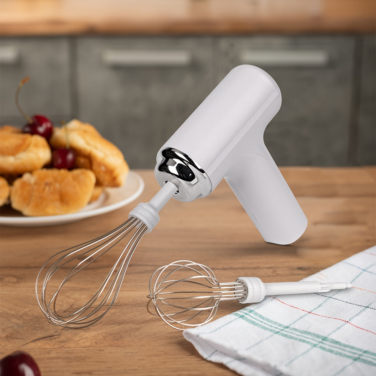 Handheld Electric Eggbeater & Whisk - USB Rechargeable,  Wireless  Portable, Lightweight, Easy-to-Use Hand Mixer for Baking Cakes, Cookies, Muffins - Ideal for Home Bakers & Professionals
