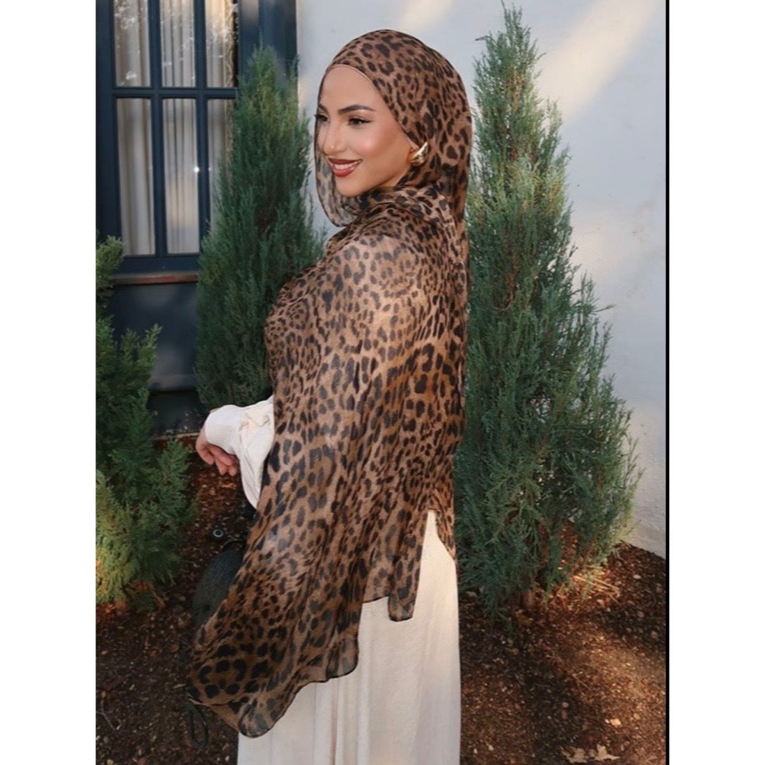 5 Colors Luxury Leopard Scarf - Watercolor, Soft, Elegant - Suitable for Daily Wear Women's Apparel Accessories