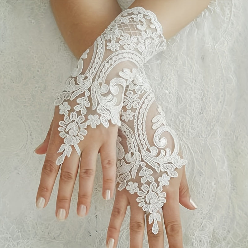 Stylish Black Lace Gloves Without Fingers for Ladies - Featuring Detailed Floral Designs, Flexible Wristbands, And Breathable Material - Perfect for Halloween And Dance Events, for halloween Costumes | Chic Glove Style | Adju