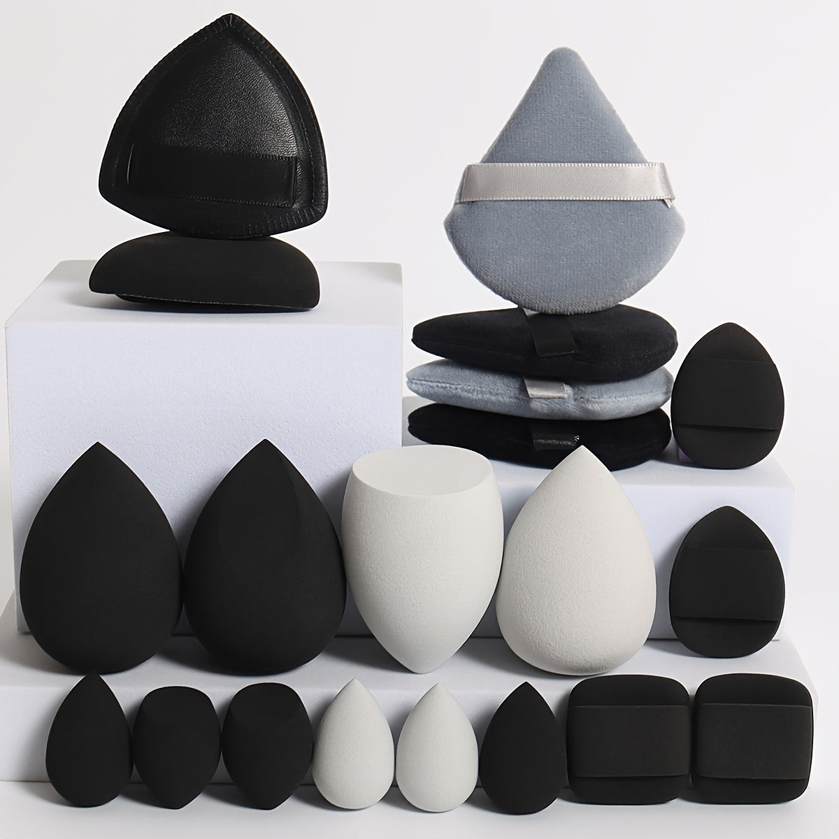 20 PCS Set Marshmallow Set, 2 Cushion Puffs & 4 Loose Powder Puffs & 4 Makeup Sponges & 6 Makeup Sponges & 4 Cushion Puffs, Beauty Makeup Sponge Mixed with Bb Cream, Foundation, Concealer, Especially Suitable for Covering Loc