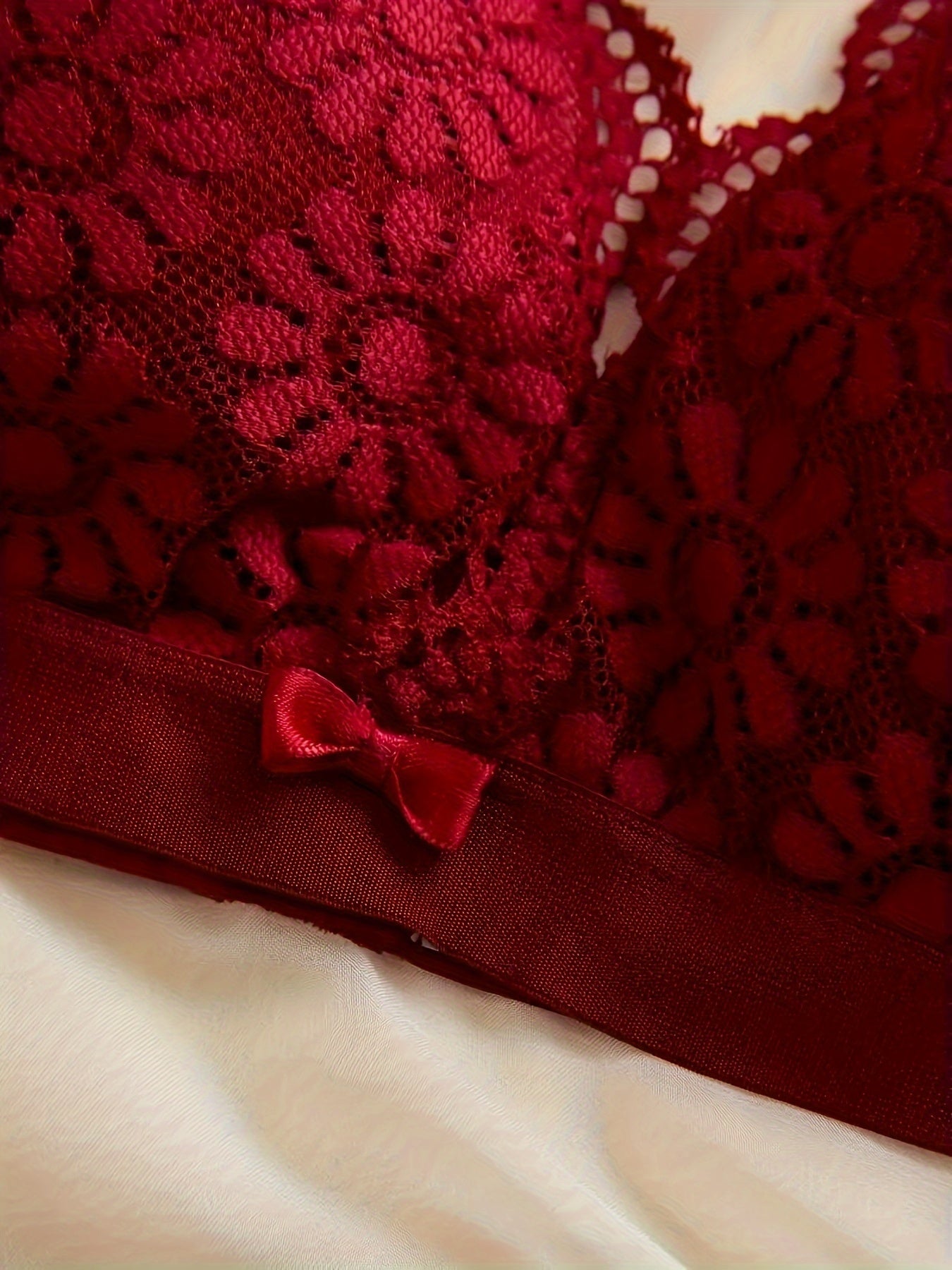 3pcs Women'S Lingerie Set - Red & Black Contrast Lace Bra with Floral Pattern, Matching Panties, and Garter Belt - Comfortable, Breathable, and Stylish Underwear for Casual Attire, Lingerie Sets