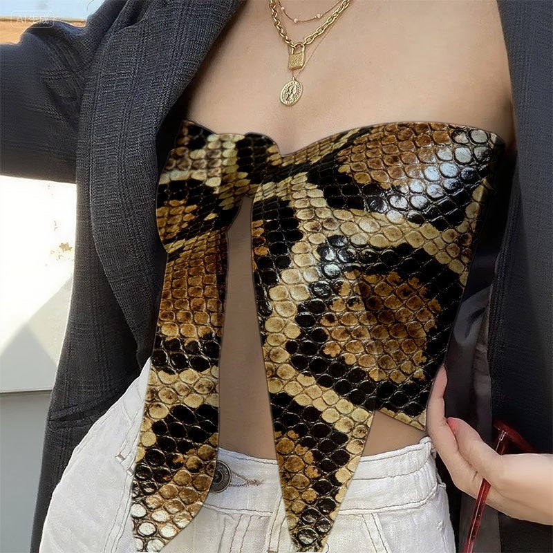 90x90 cm Ladies' Scarf Featuring a Snake Skin Design, Can Use as a Tank Top Made from Single-Sided. This Fashionable Headwrap Is Perfect for Any Season And Makes a Great Gift for Women for Everyday Use Or Parties, Showcasing